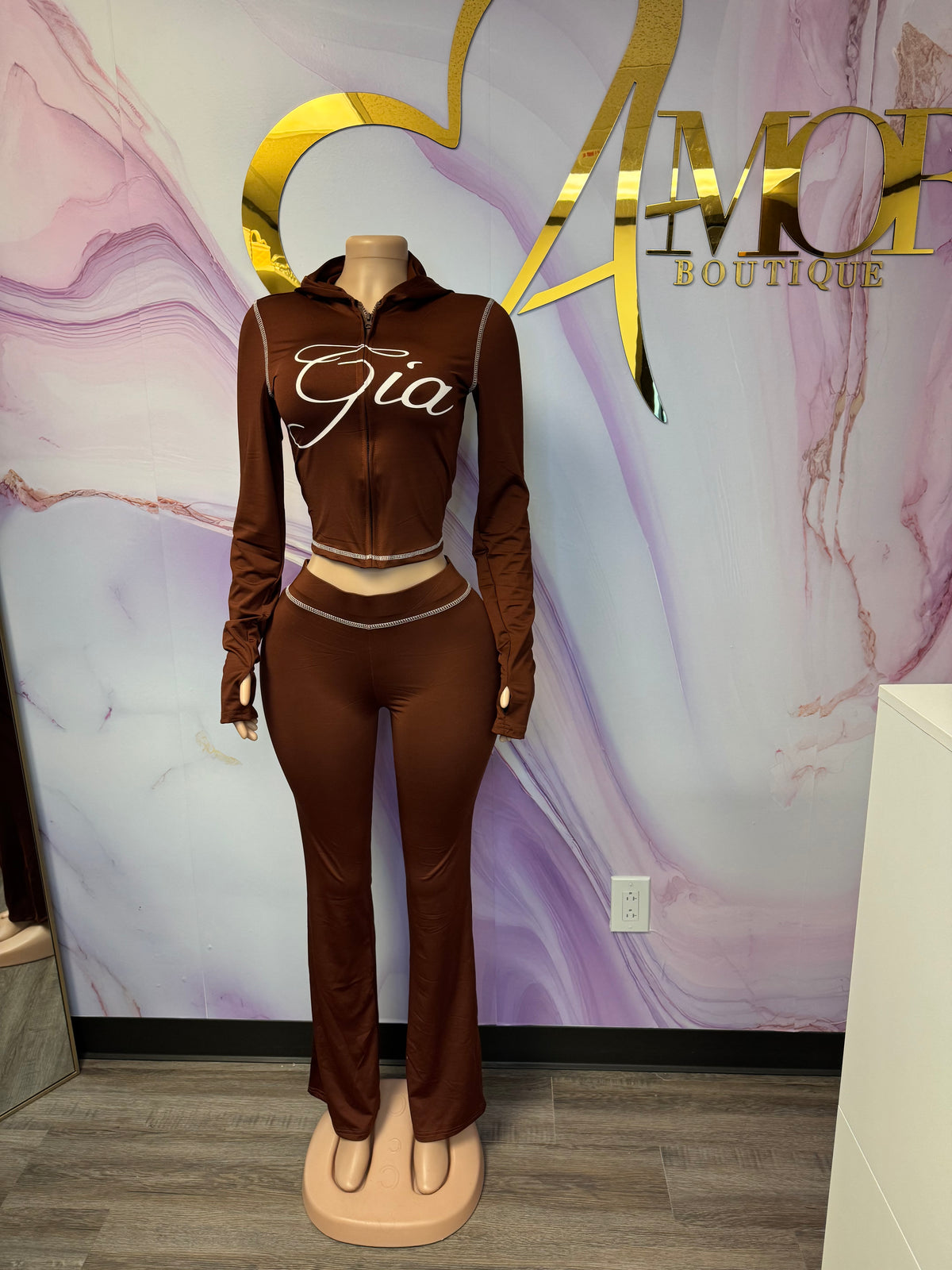 Brown Gia Set